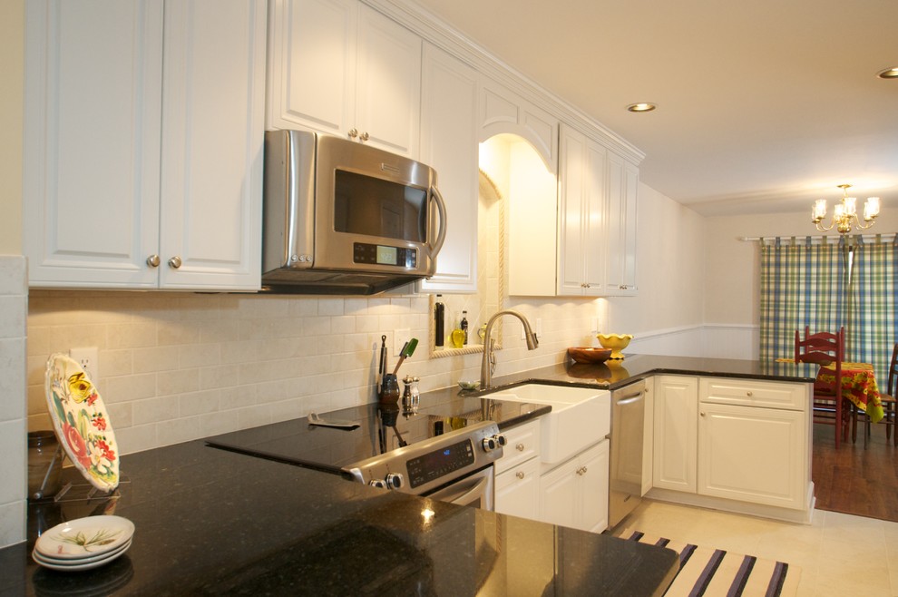 Williamsburg Townhome  White Kitchen