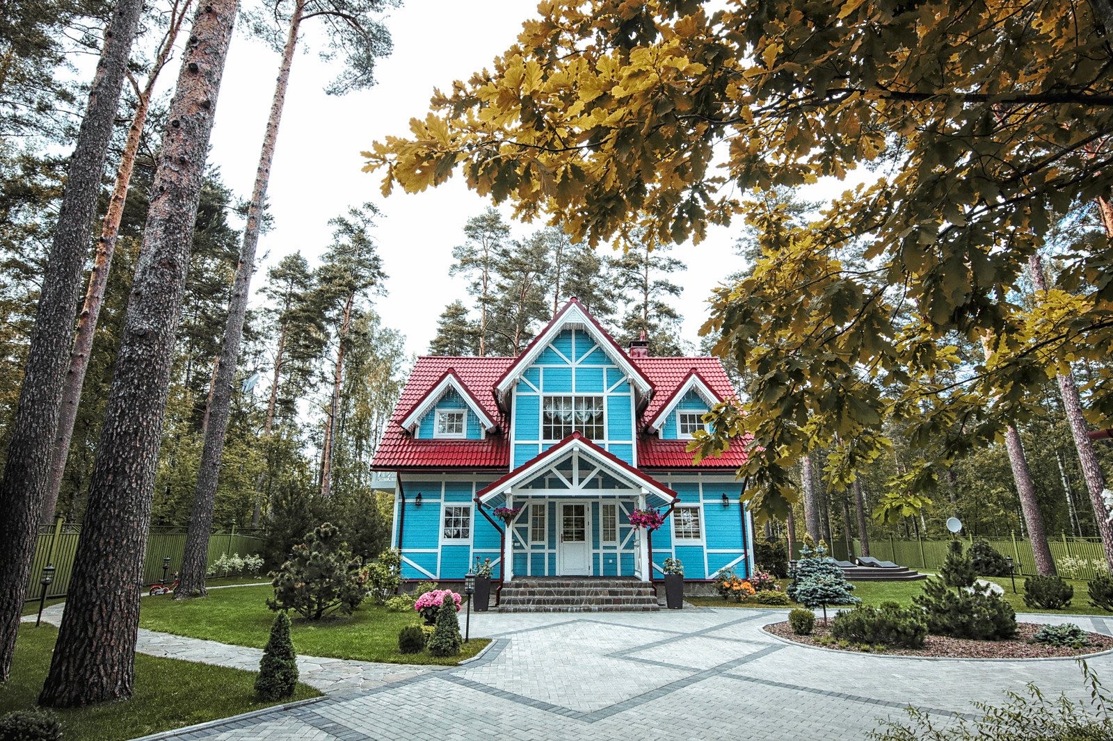 Орехово, разработка фасадов и малых сооружений