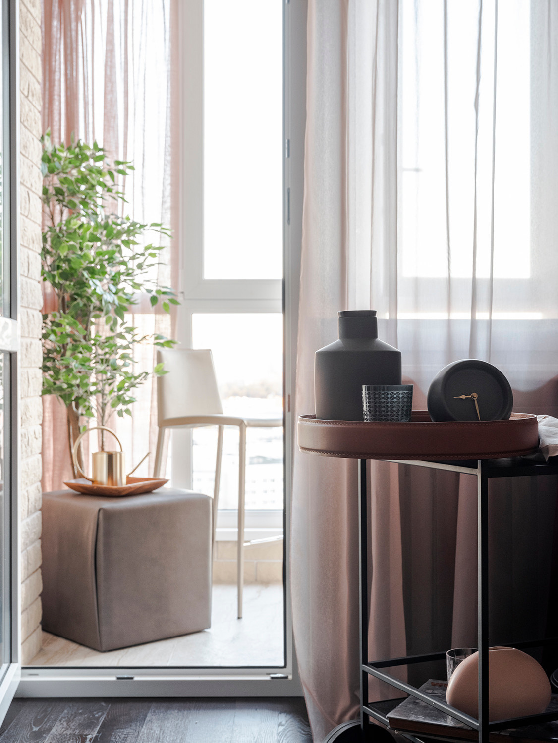 Оттенки розового для молодой девушки