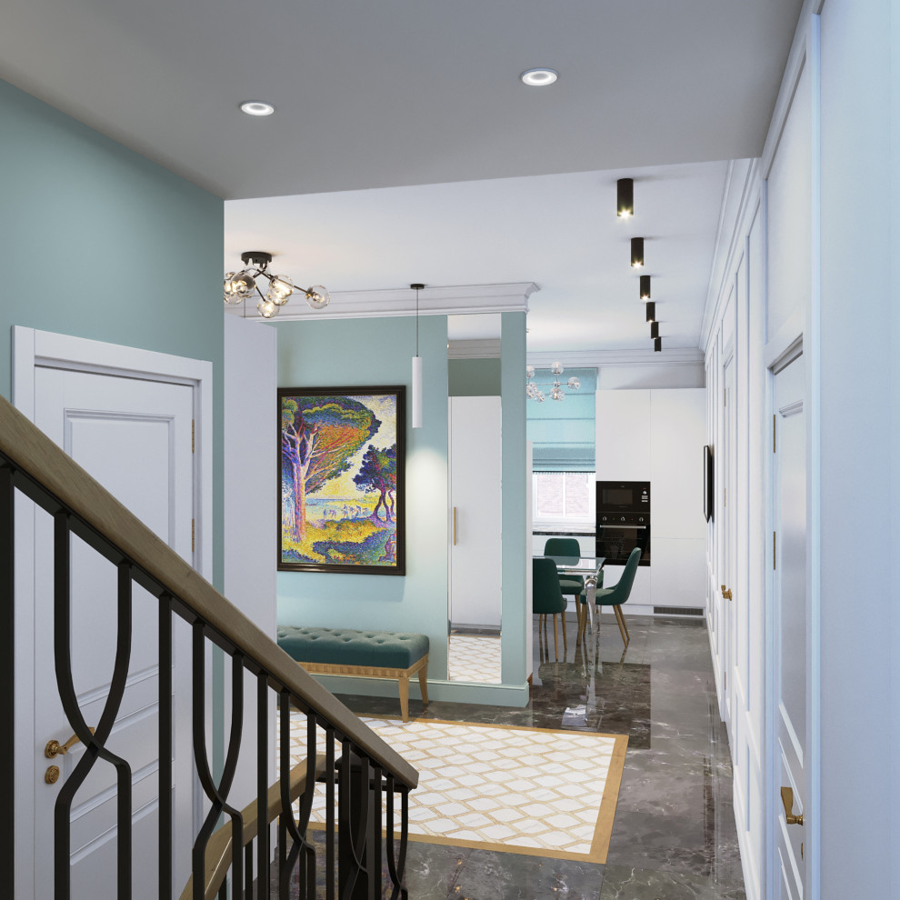 У берегов лазурных