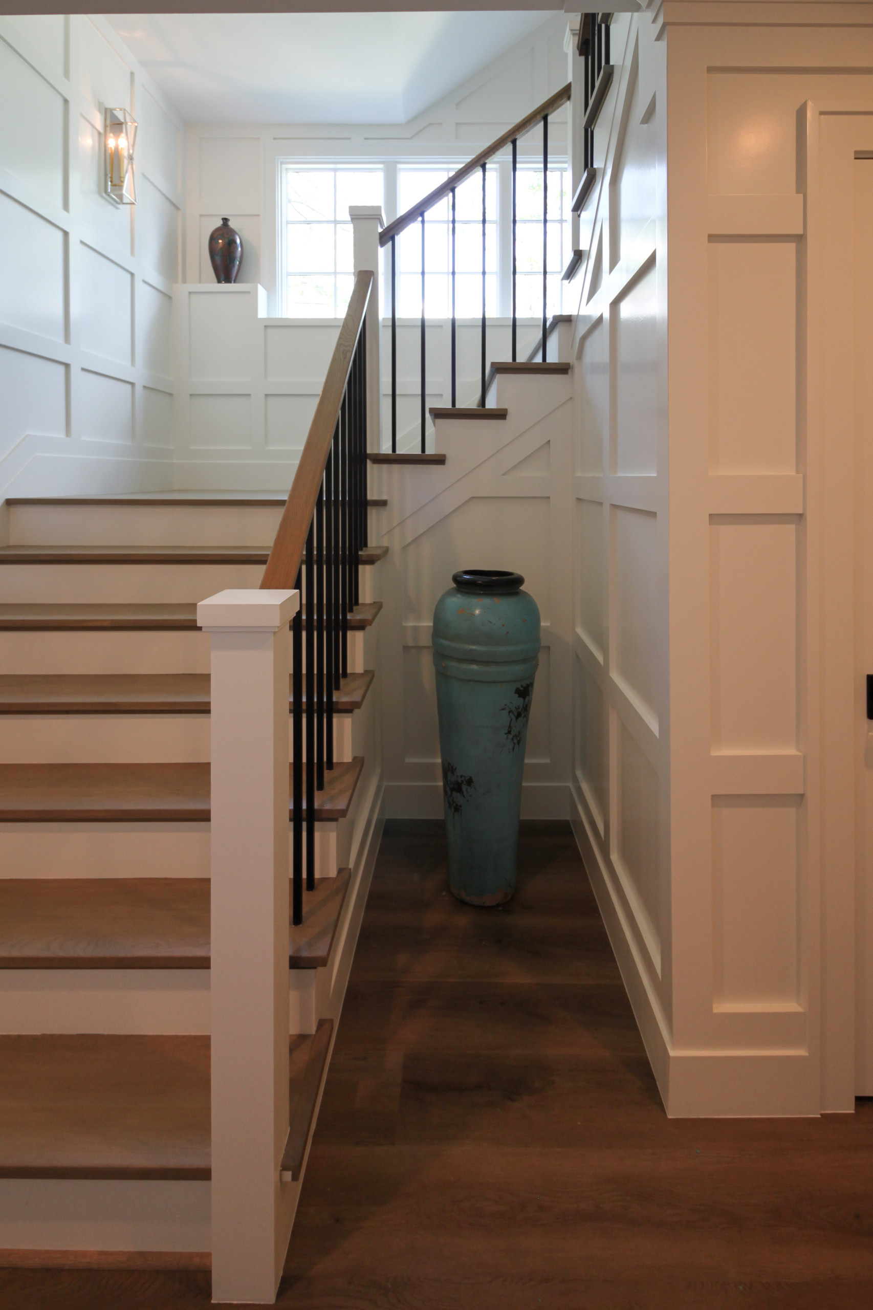 87_Welcoming and Functional Contemporary U-shaped Staircase, Arlington, VA 22207