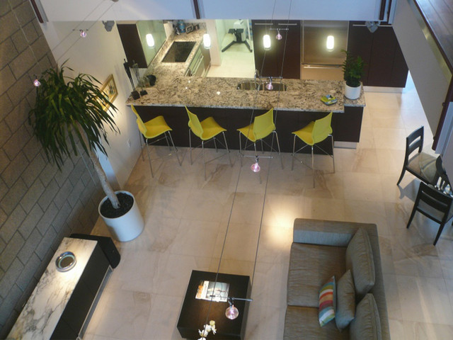 Palm Lane contemporary-vardagsrum