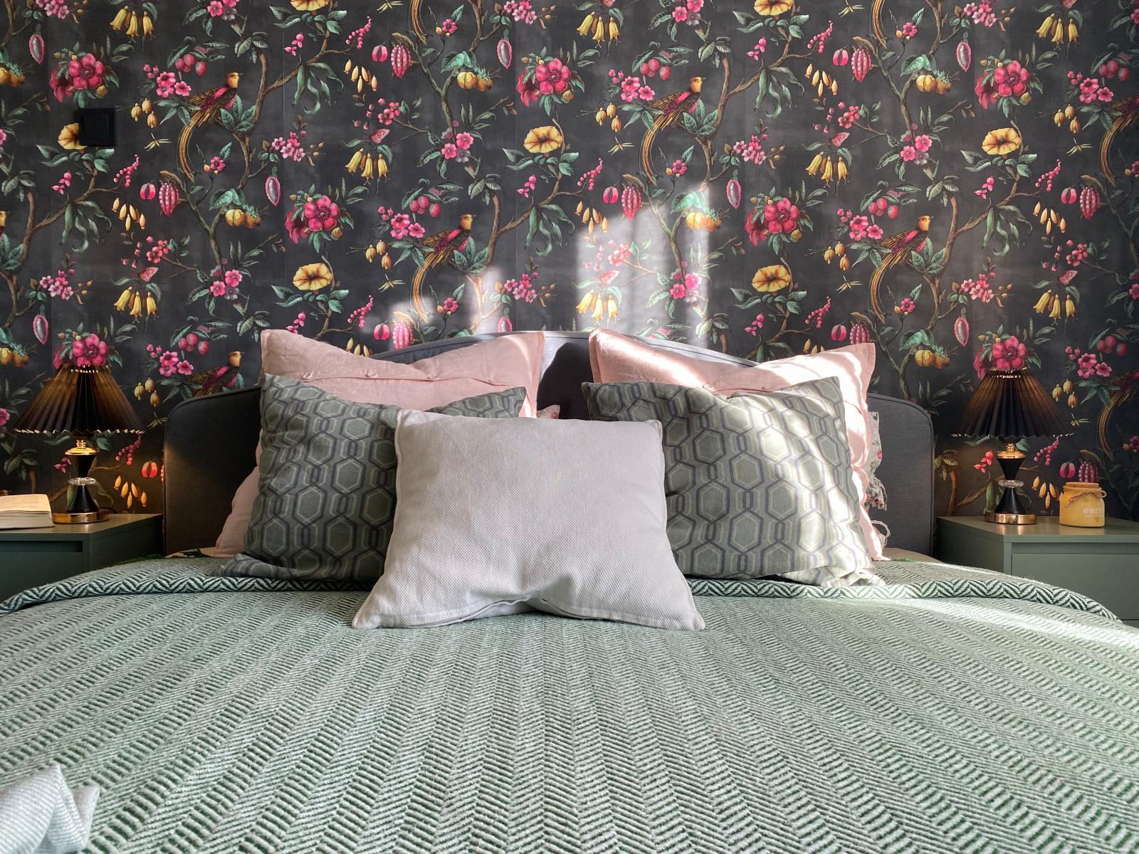 Колоритная спальня