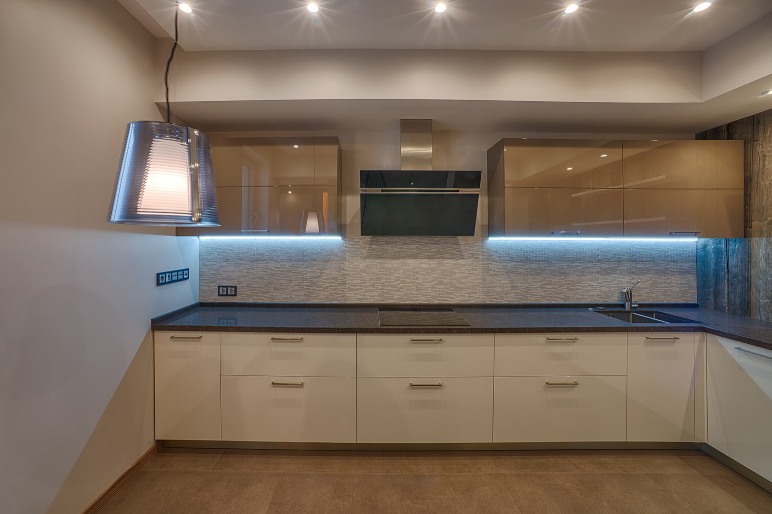 Кухня под ключ. ЖК Белый Парк.