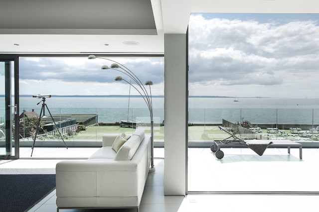Lighthouse 65 contemporary-vardagsrum