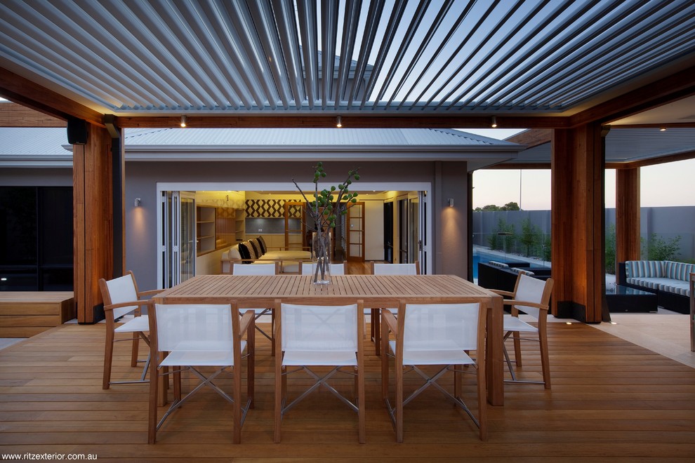 Design ideas for a contemporary exterior in Newcastle - Maitland.