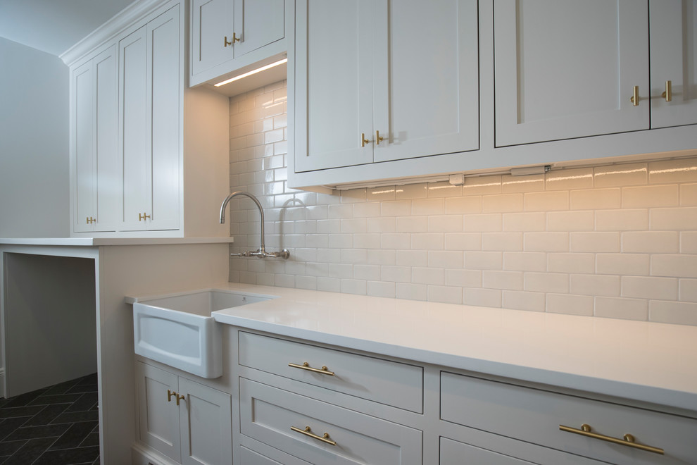 Example of a transitional home design design in Austin