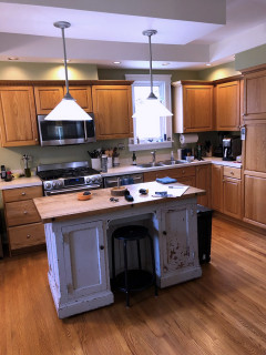 Kitchen of the Week: Beige Cabinets and a Vintage Vibe (10 photos)