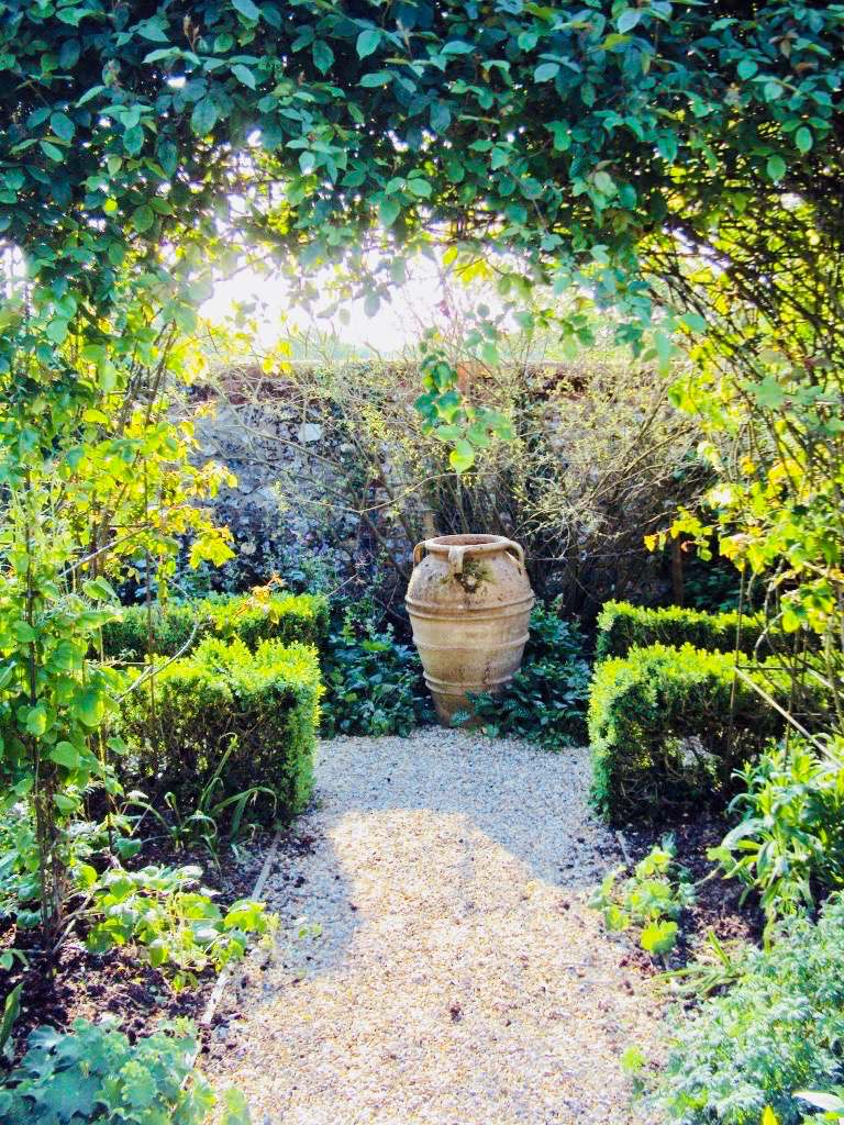 Large Country Garden