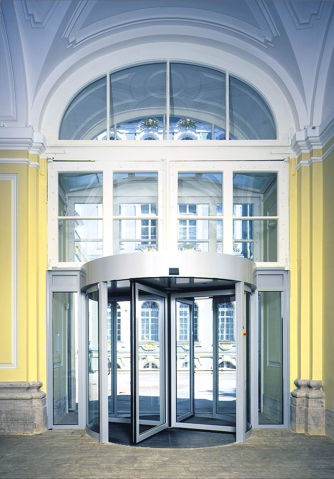 Дверная автоматика