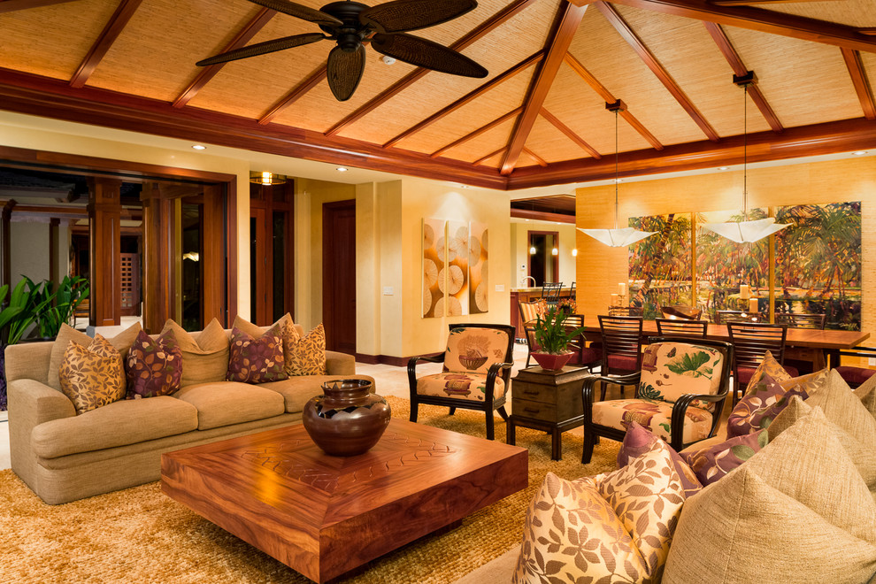 Tropical living room in Hawaii.