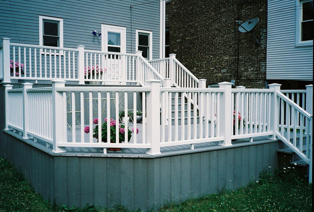 Custom Trex Composite Deck rustikt-terrasse