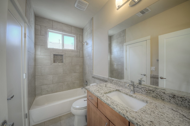 Banister Acres trendy-badevaerelse
