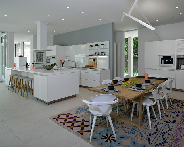Mid-century Remodeling contemporaneo-comedor