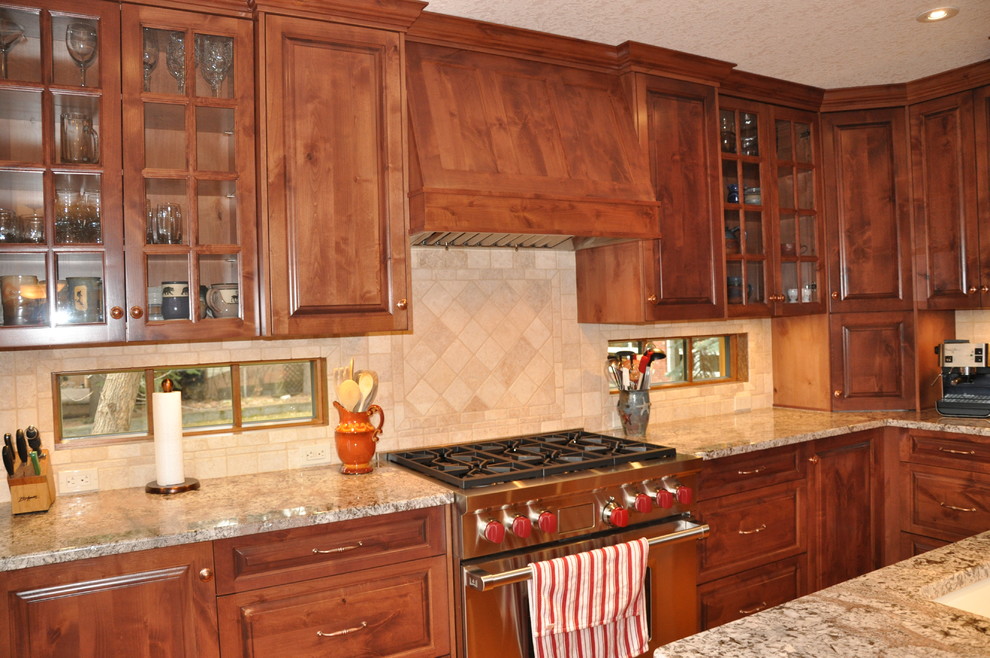 Mountain style kitchen photo in Calgary