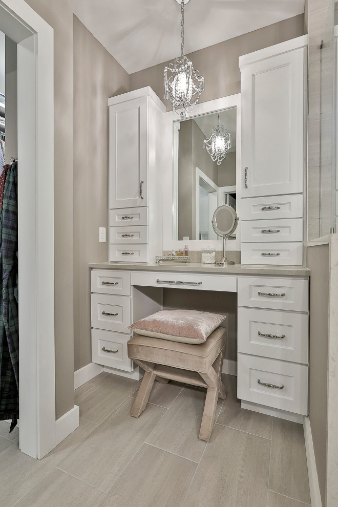 Thomas family Master Bath and closet