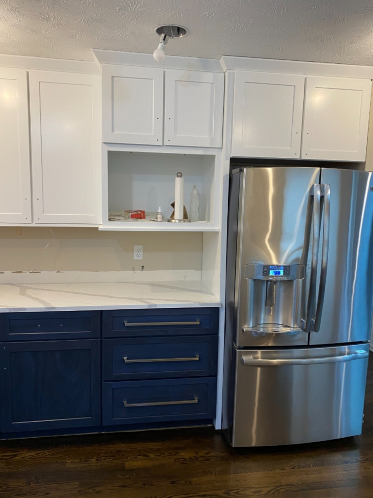 Kitchen - kitchen idea in Cincinnati