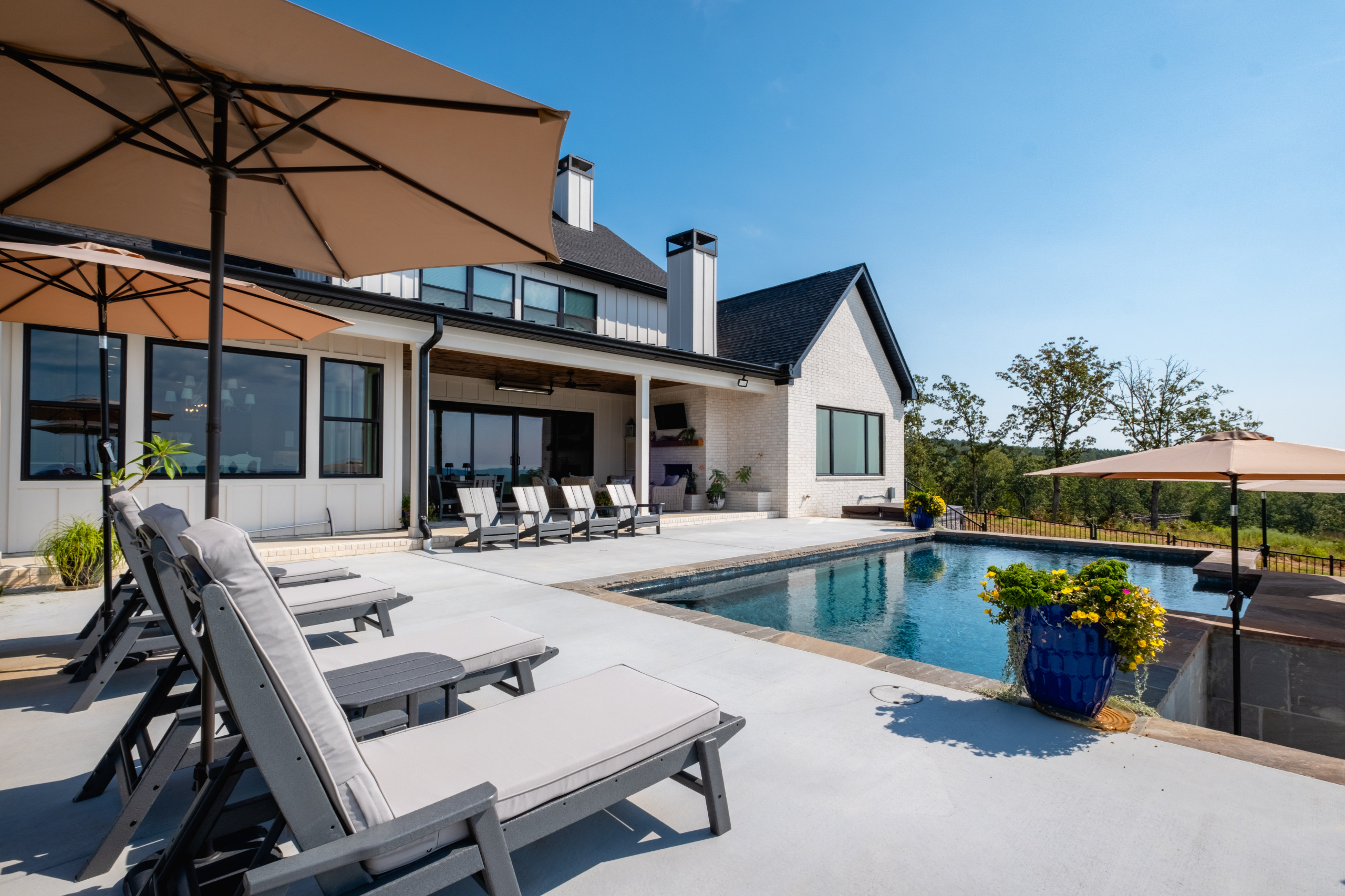 Lakeview West - Gerritsen Residence