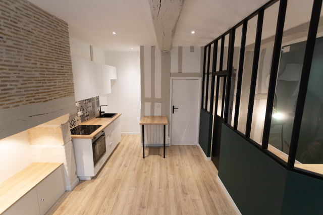 Adonis modern-living-room