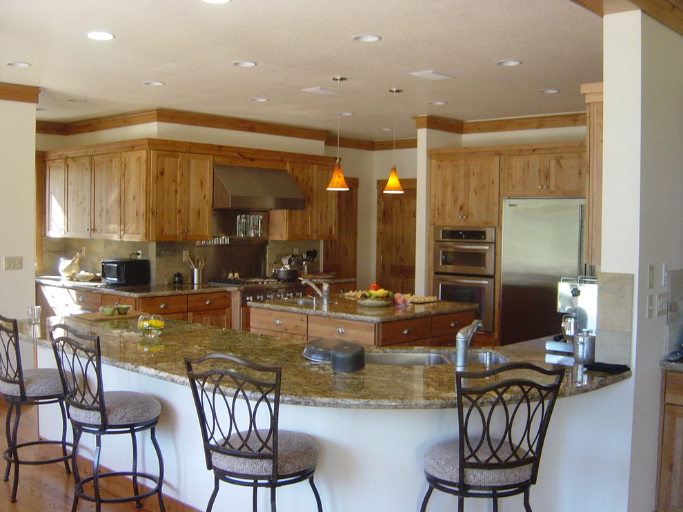 Kitchen - rustic kitchen idea