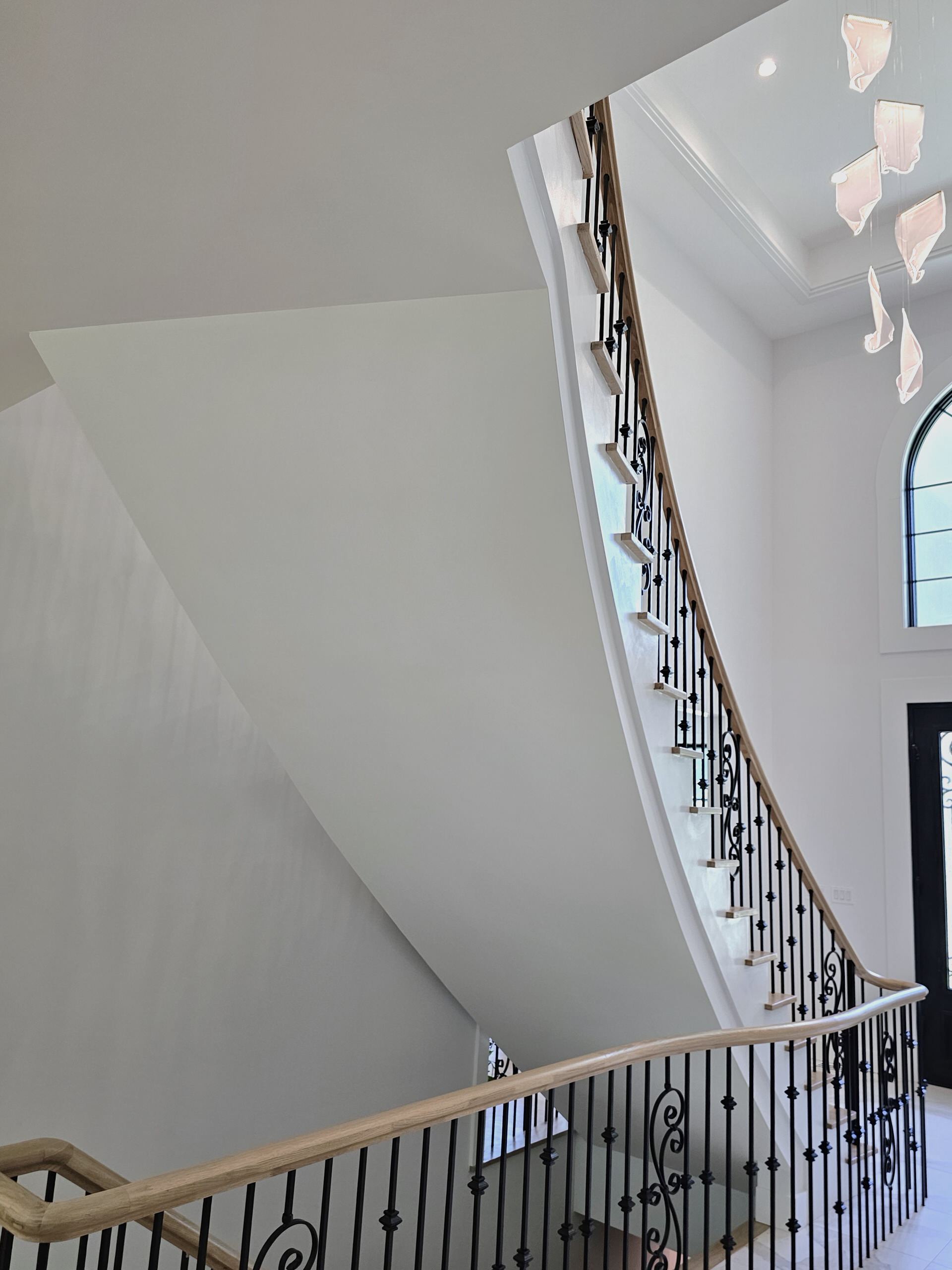 120_Luxurious White Oak Stair with Iron Balusters, Great Falls, 22066
