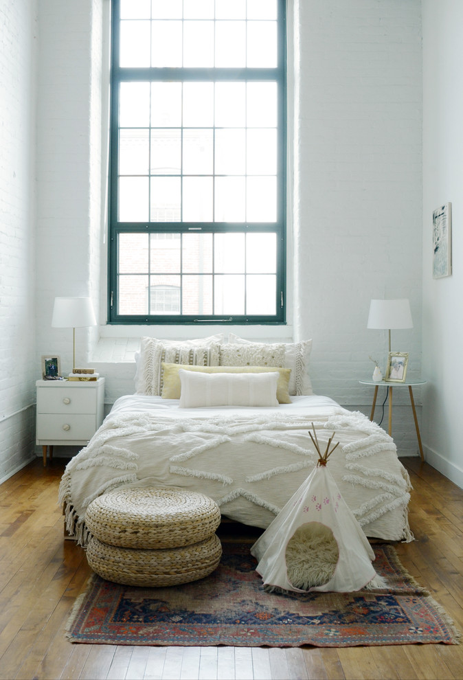 Design ideas for an eclectic bedroom in Providence.