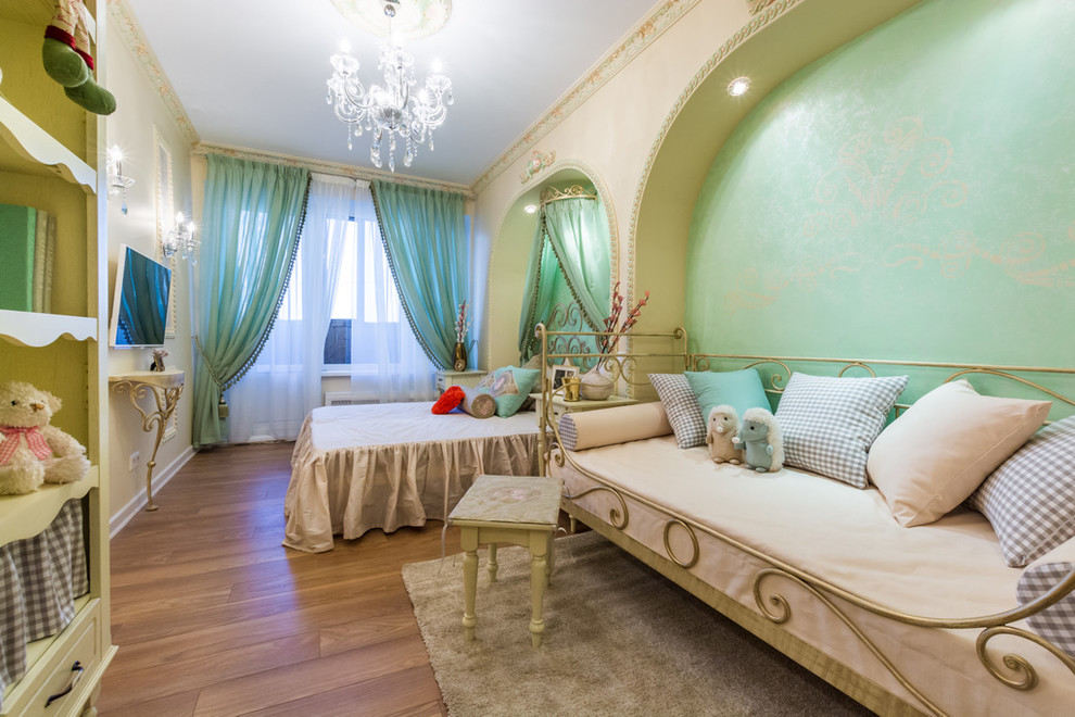 Сказочный домик для троих