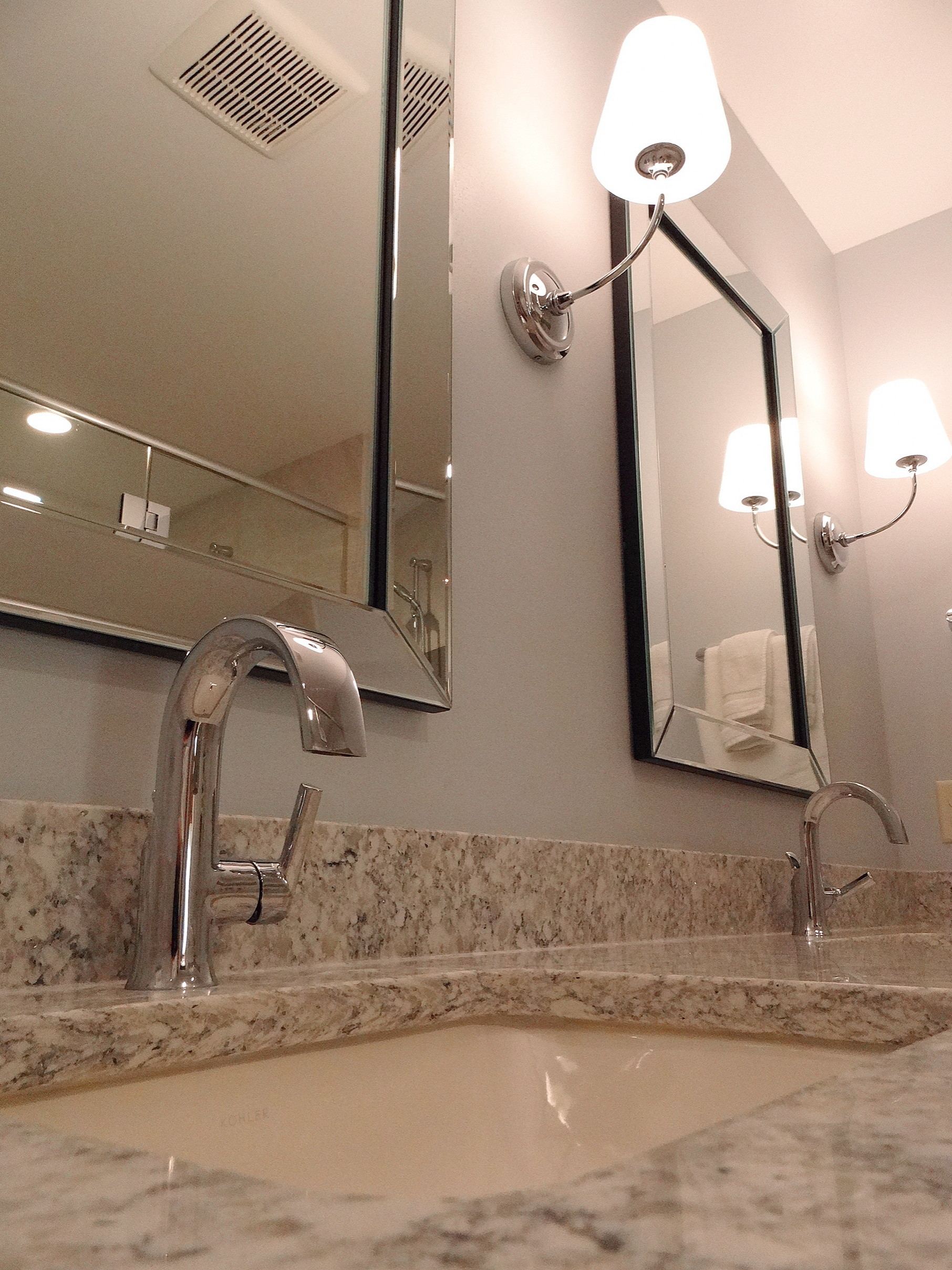 Muskego Residence - First Floor Remodel