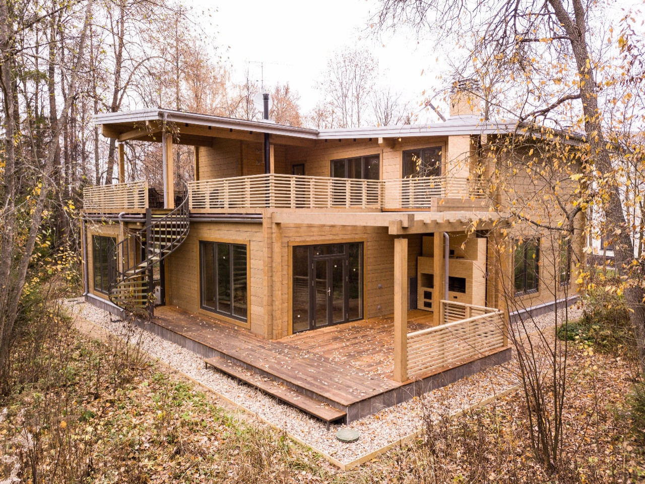 Дом из бруса в современном стиле