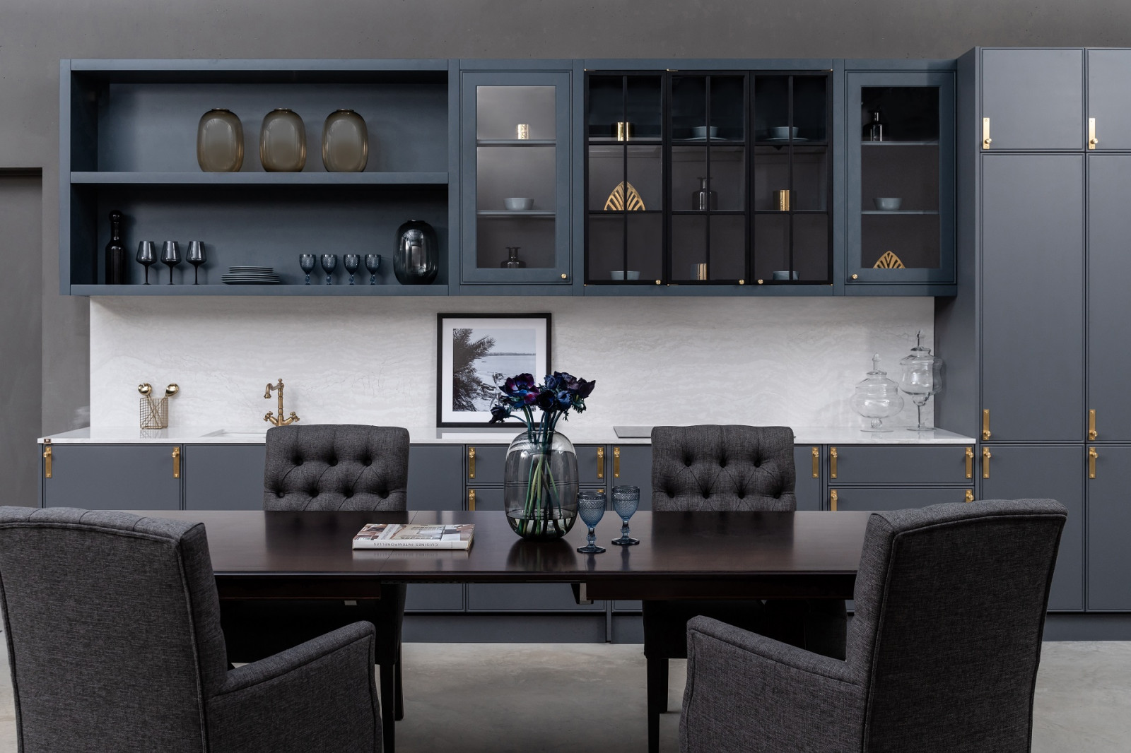 Новые решения в коллекции кухонь Brutal