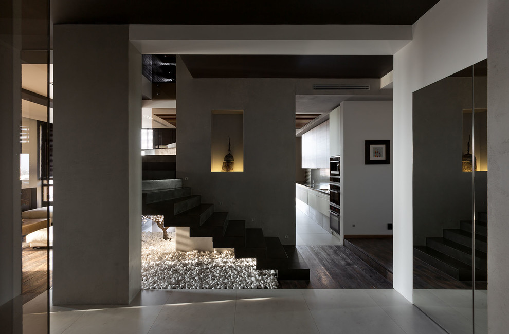 Code of HAPPINESS. Penthouse 23/77