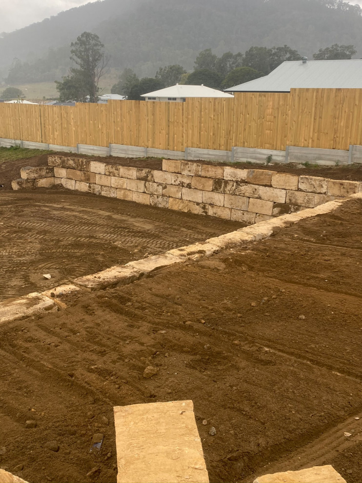 Rock Walls By Listonia