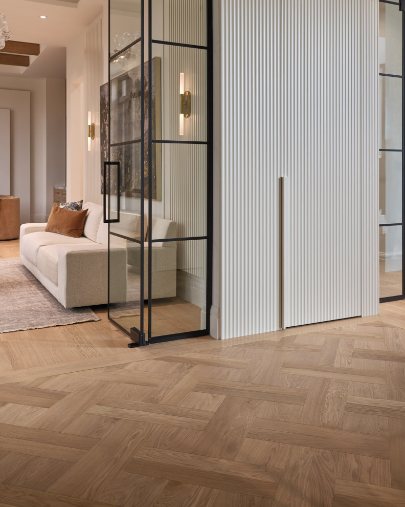 Inspiration for a transitional home design remodel in Toronto