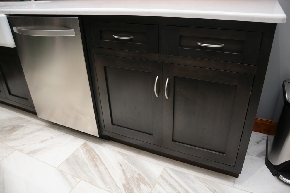 Chantilly, VA Black and White Kitchen Remodel ...