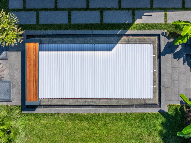 Bench Type Automatic Slatted Pool Covers contemporary