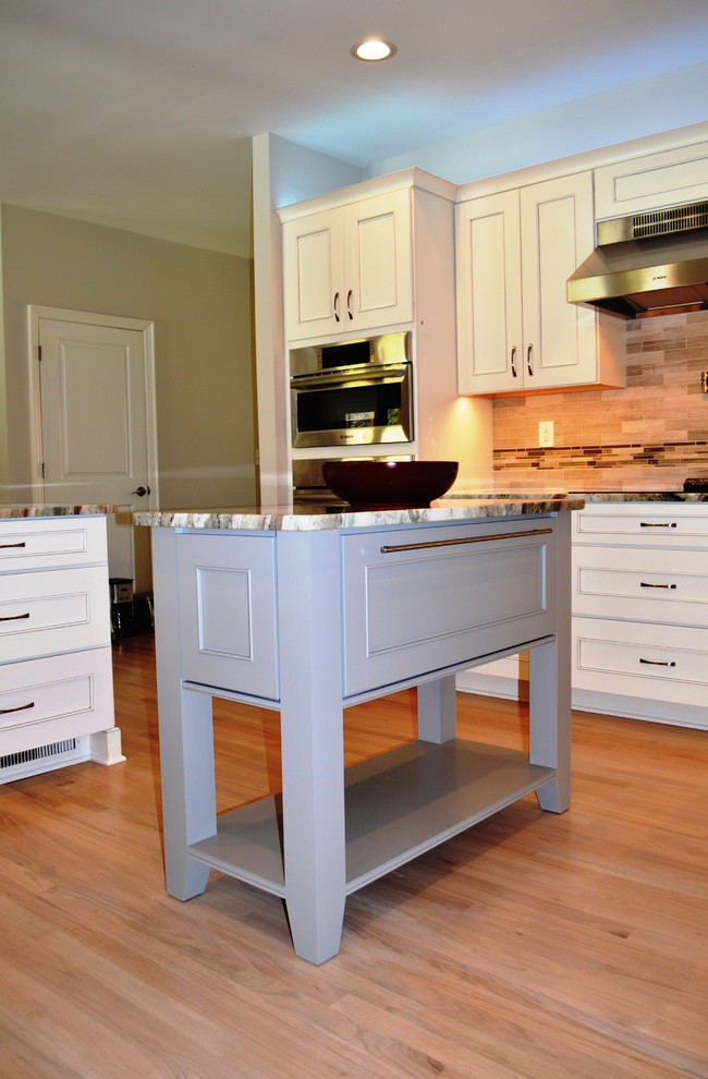 Transitional Farmhouse