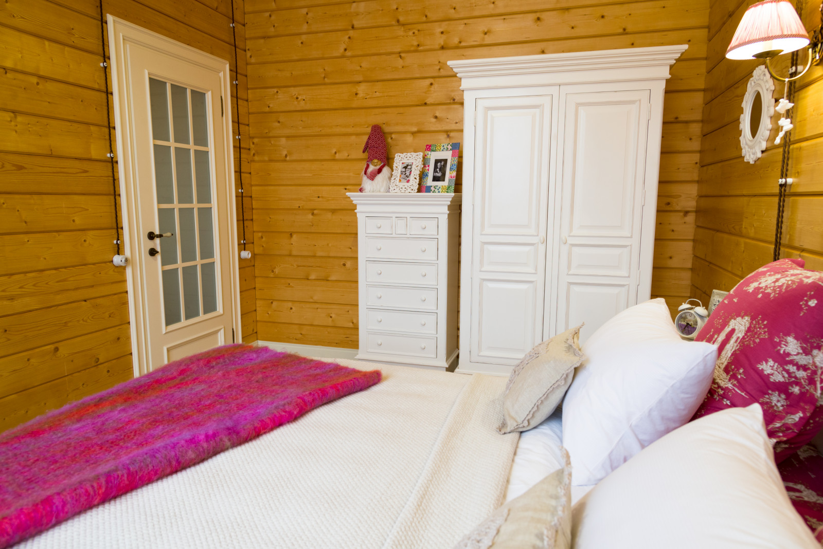 Деревянный дом в стиле  Кантри (230 кв м)