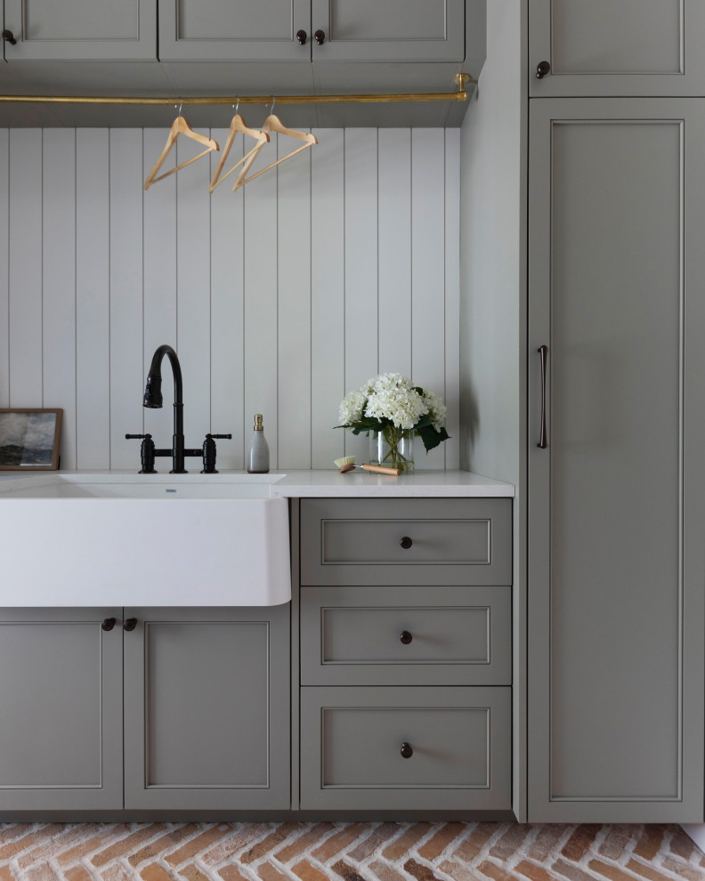 Transitional laundry room photo in San Francisco
