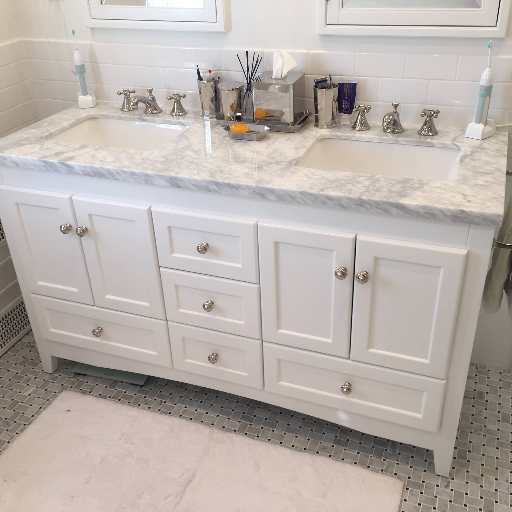 Mrs.Muhr master bathroom