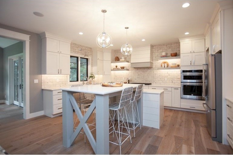 Inspiration for a transitional kitchen remodel in Cedar Rapids