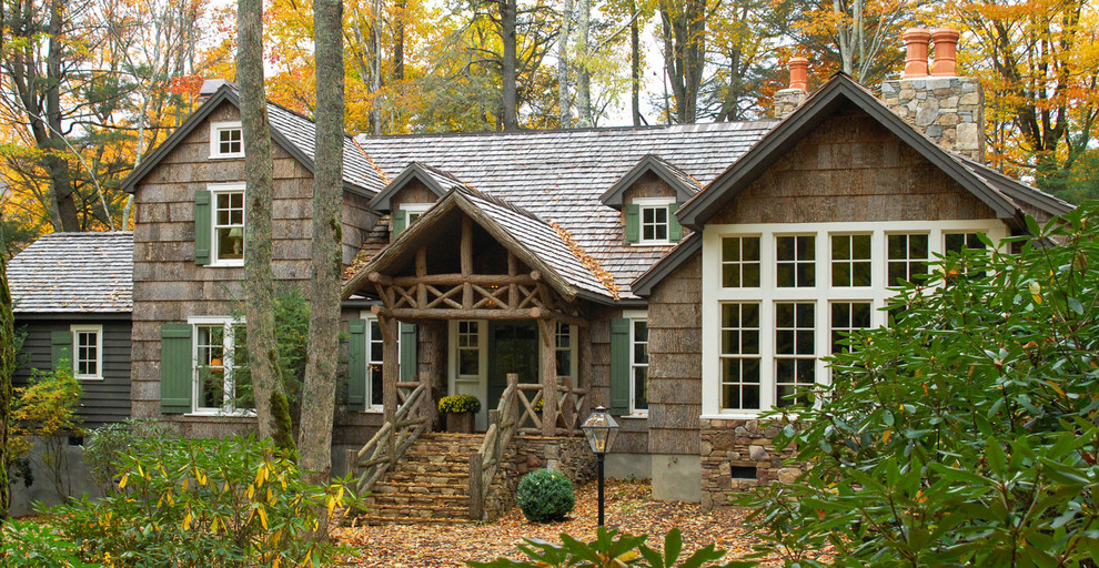 Inspiration for a traditional two-storey exterior in Charlotte.