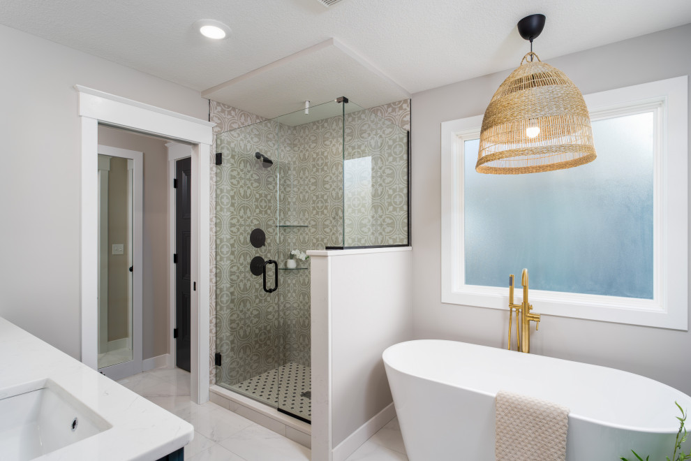Bathroom - transitional bathroom idea