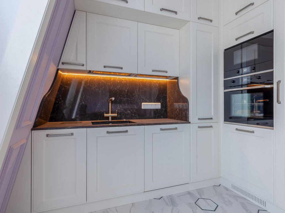 Кухня на мансардном этаже