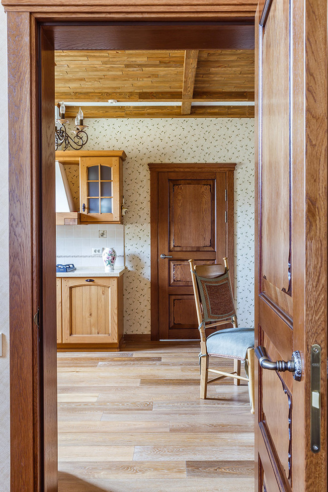 Дверь  межкомнатная для проекта "Русское шале"