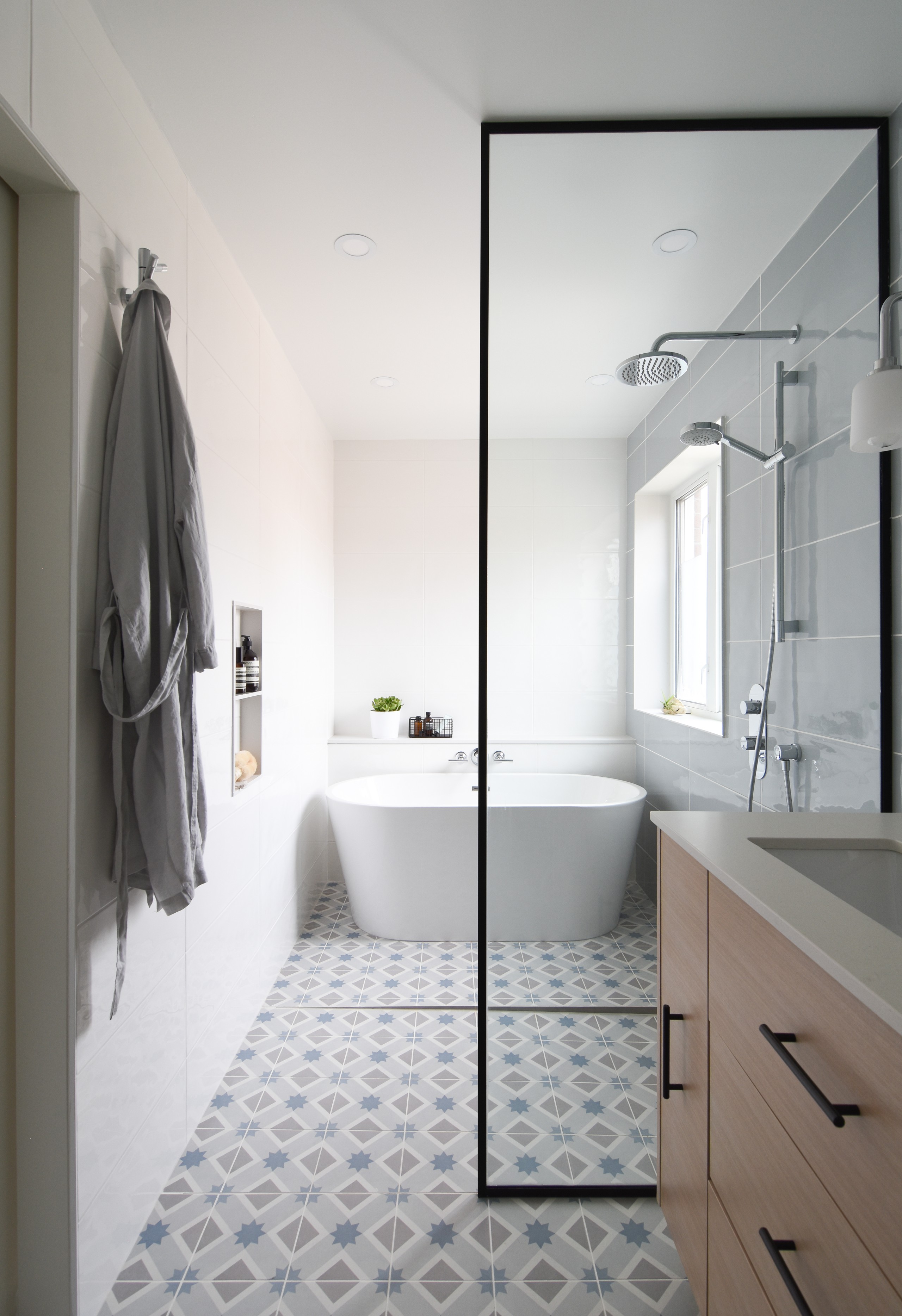 Burgundy Bathroom Ideas Houzz