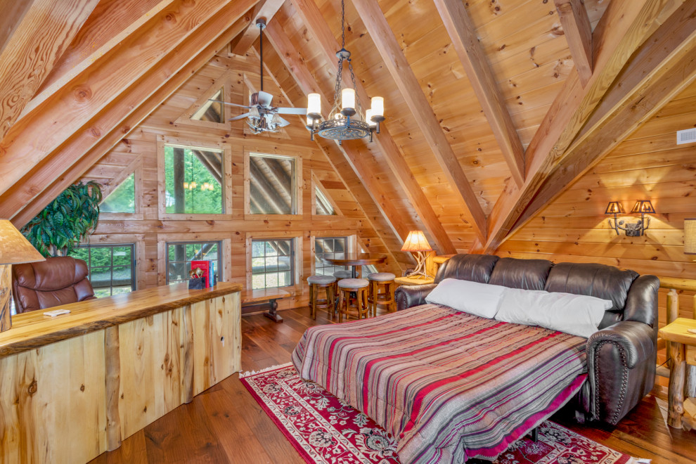 Lake Haven Lodge Loft Room Enclosure