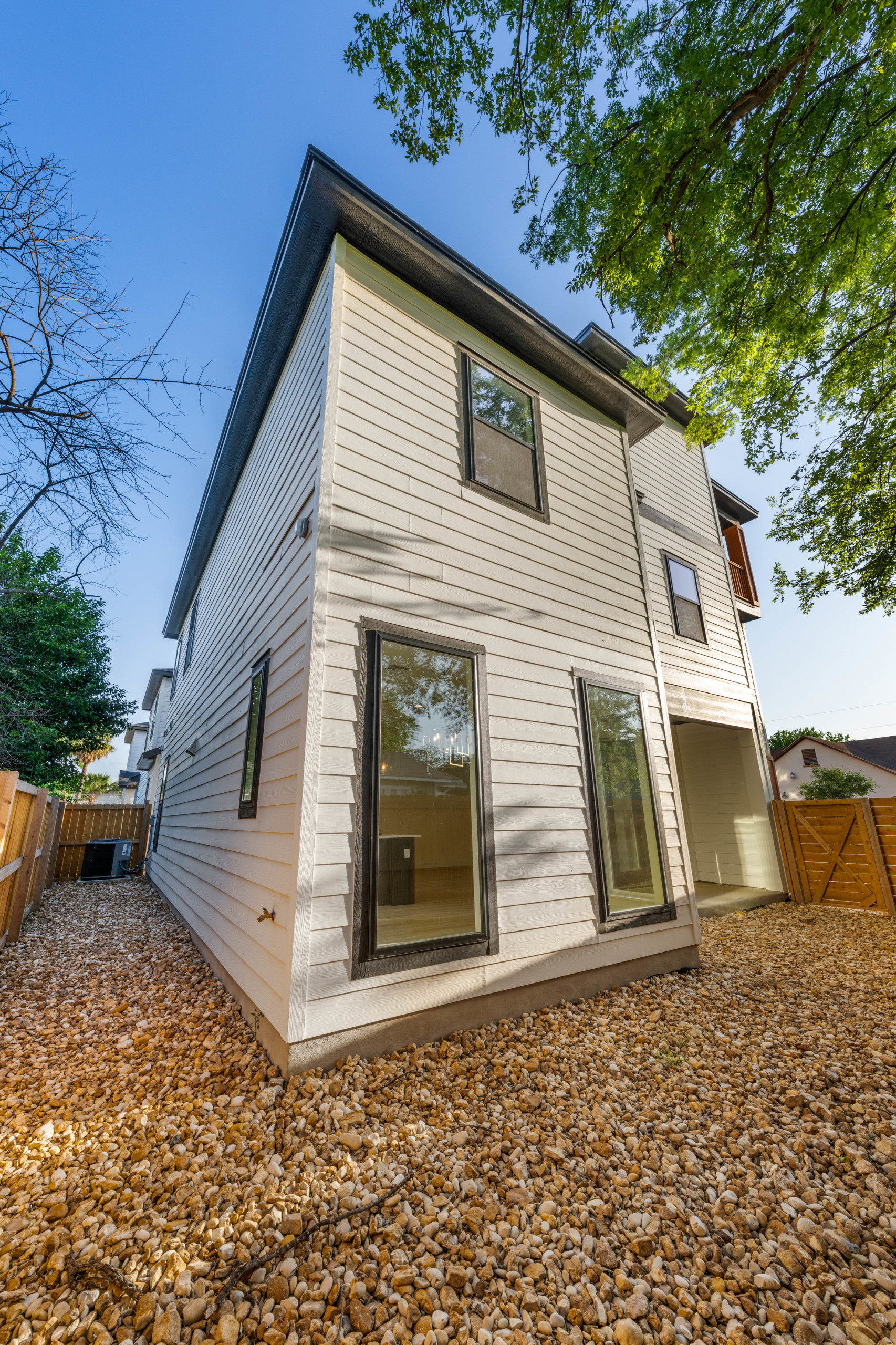 1310 S Mesquite