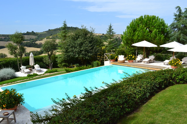 Piscina privata landstil-pool