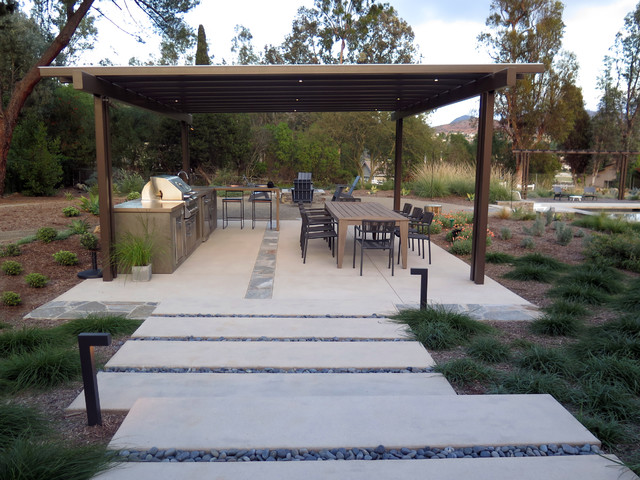 Rancho Santa Fe Sanctuary contemporary-patio