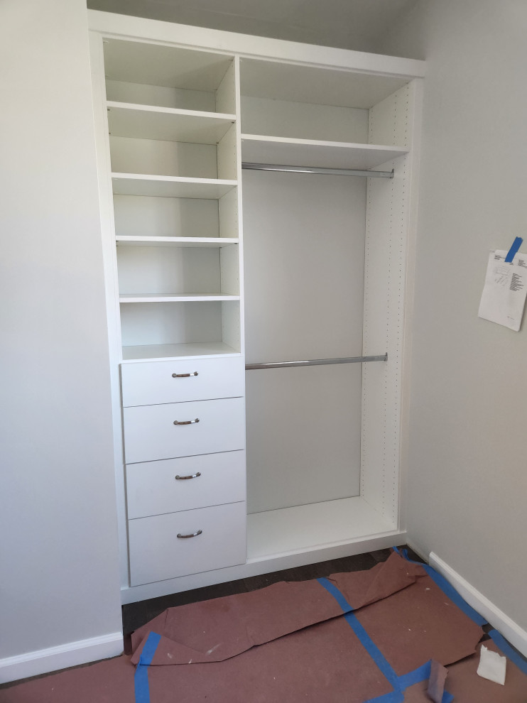 Reach in closets - Modern - Closet - Los Angeles - by Laura Designer ...